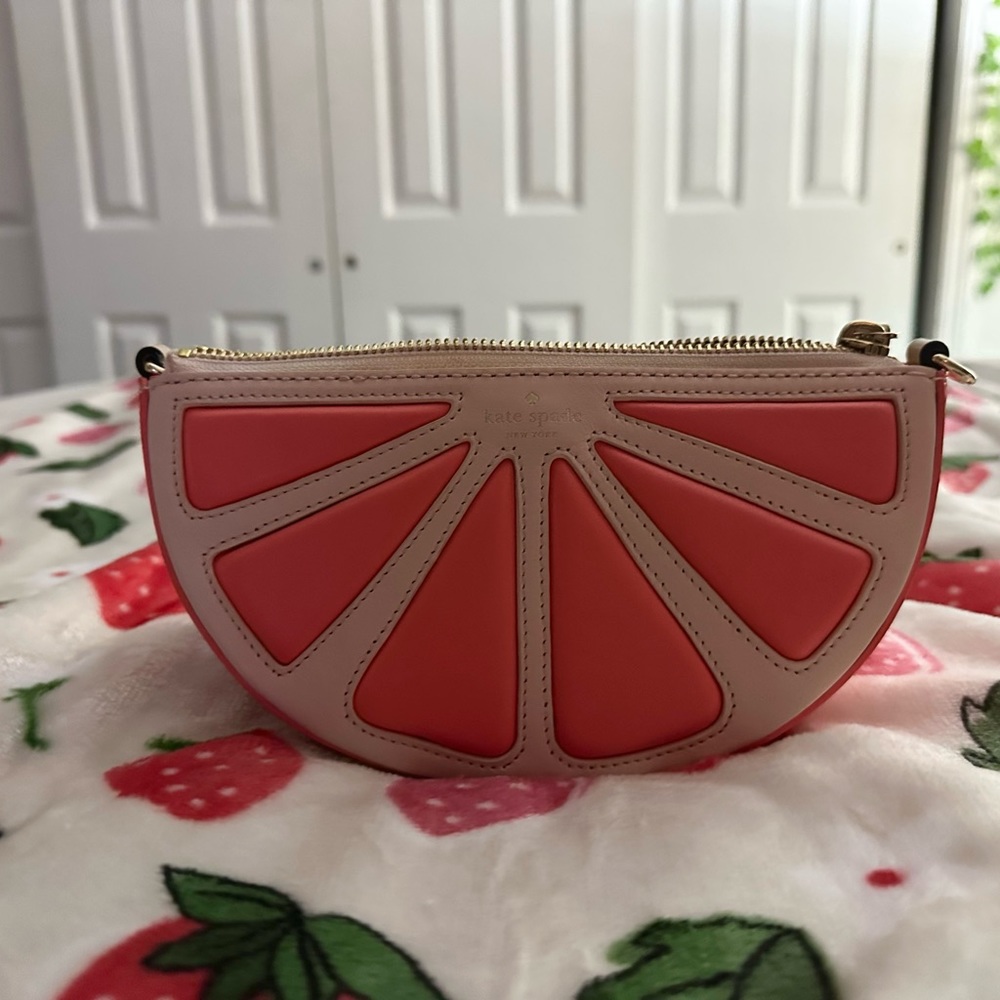 Kate Spade New York Grapefruit Slice Crossbody Novelty Purse